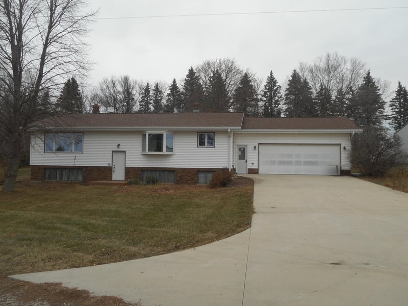 25520 105th St, New Richland, MN 56072