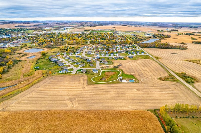 2312 Scenic Ln, Hawley, MN 56549