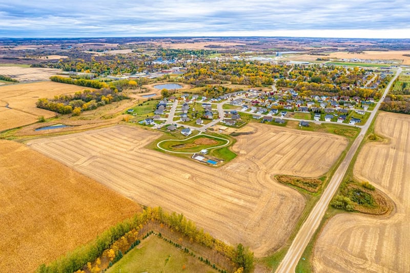 2312 Scenic Ln, Hawley, MN 56549