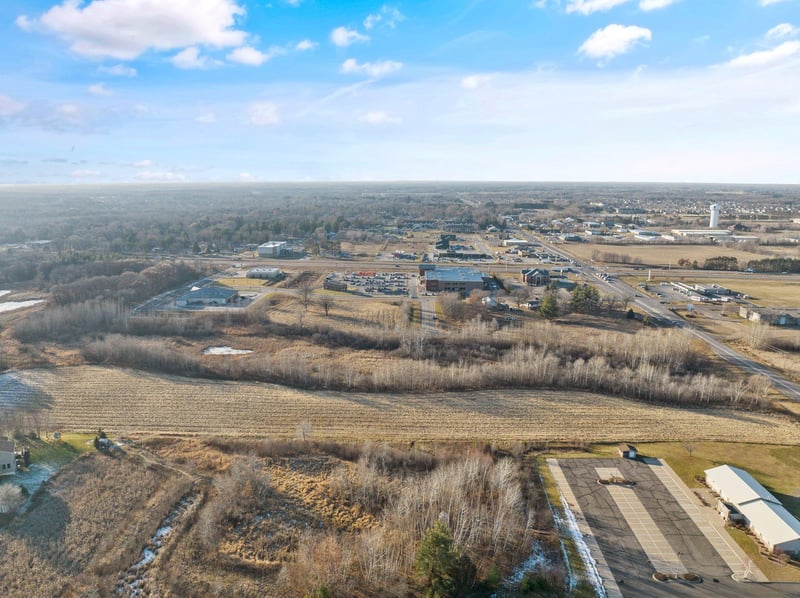 702 Heritage Blvd NE, Isanti, MN 55040