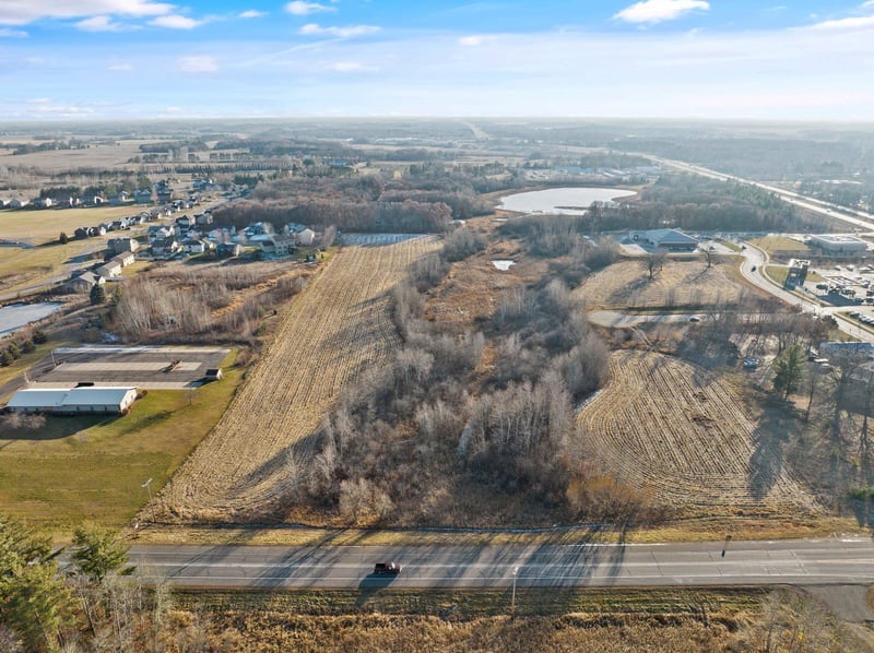 702 Heritage Blvd NE, Isanti, MN 55040