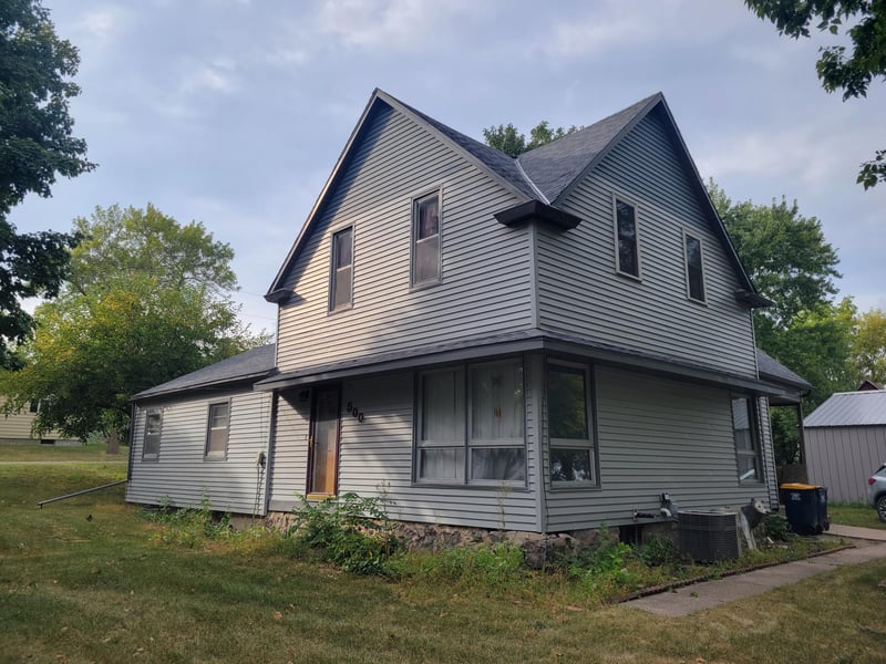 500 Sky View Ave, Lafayette, MN 56054