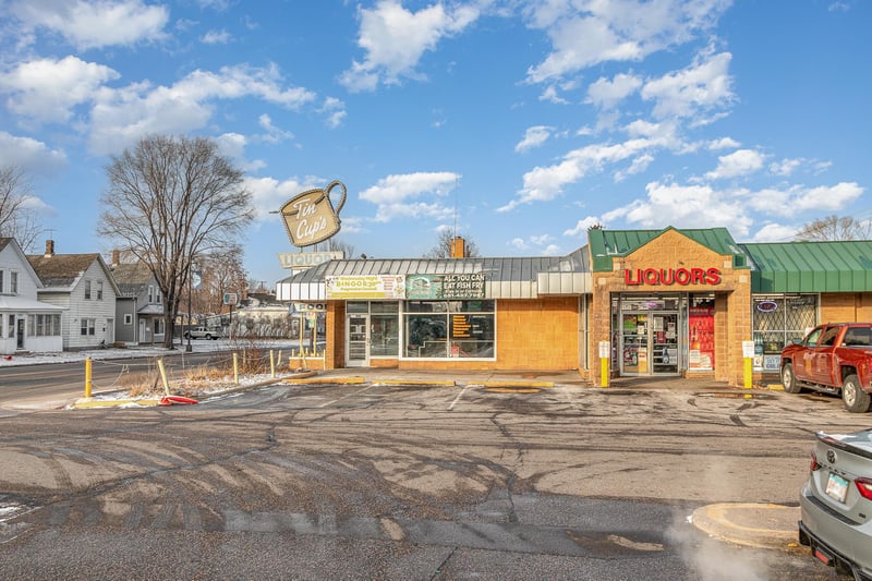1220 Rice St, Saint Paul, MN 55117