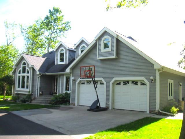 58918 355th St, Warroad, MN 56763