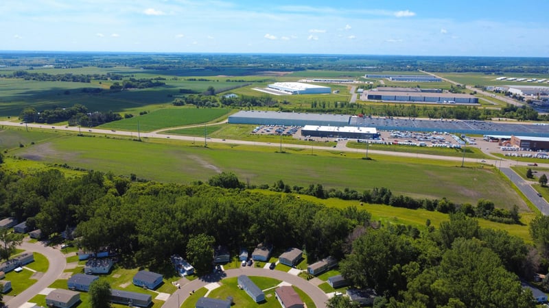 1-3XX Lakeville Blvd, Lakeville, MN 55044