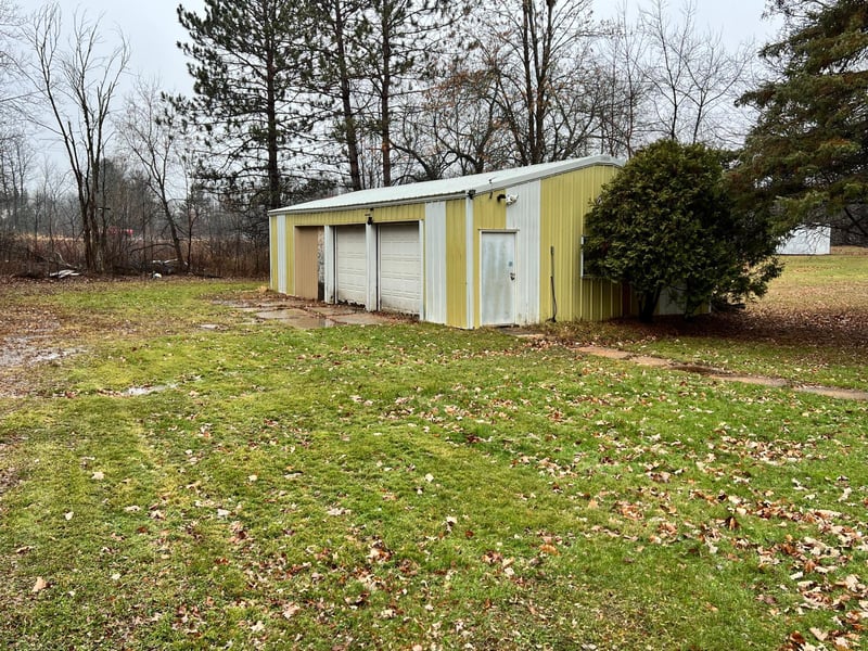 214 Silverwood Ave, Marble, MN 55764