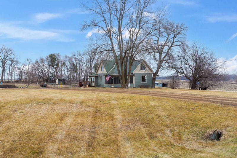 79762 Hammond Hw, Madelia, MN 56062
