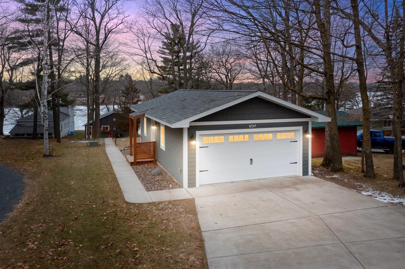 1237 Jeffrey Blvd, Cumberland, WI 54829