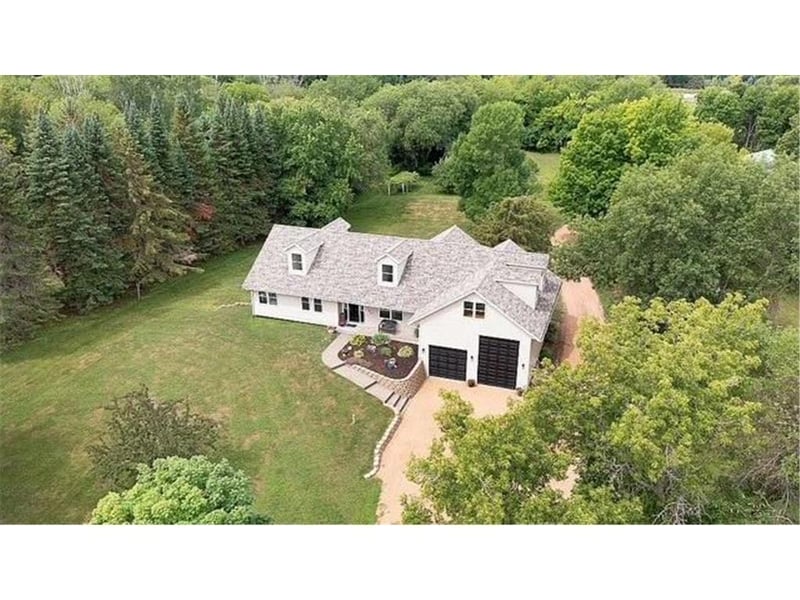 2165 S Lakeshore Dr, Independence, MN 55359