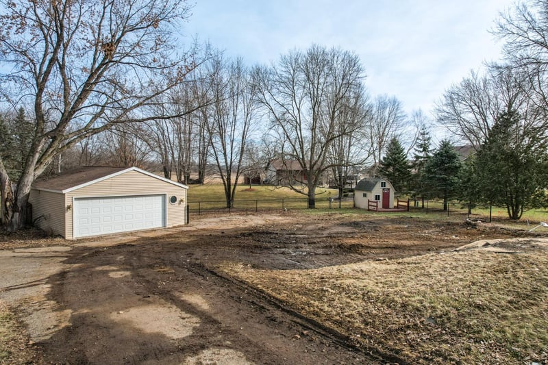 529 Braget Cir, Wanamingo, MN 55983