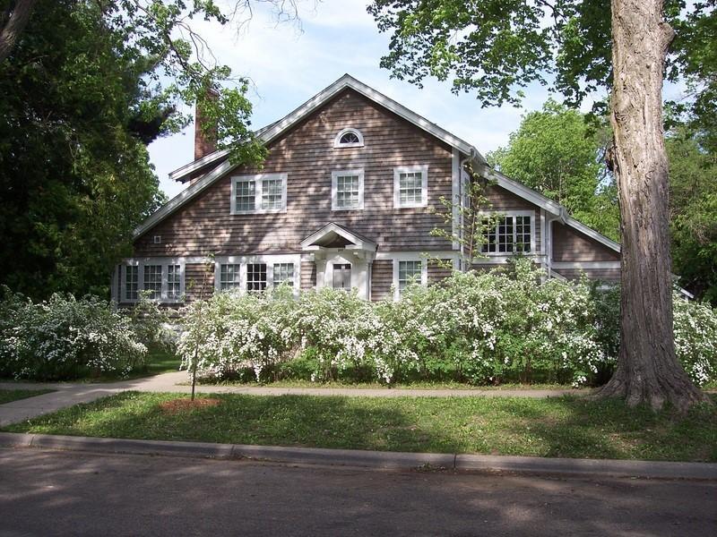 201 Elm St, Northfield, MN 55057