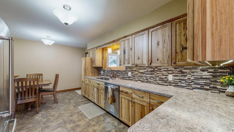 400 Margaret St NE, Chatfield, MN 55923