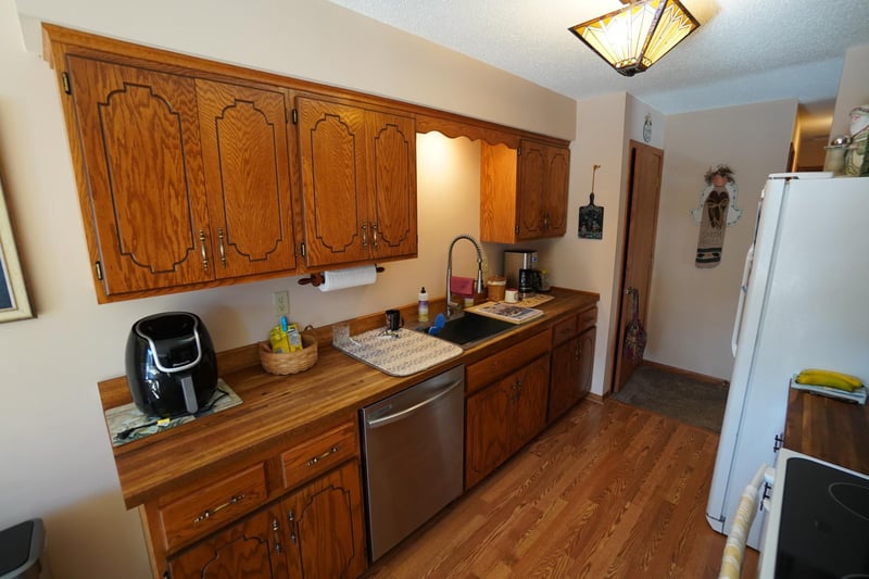 5582 Morningview Ter, Minnetrista, MN 55364