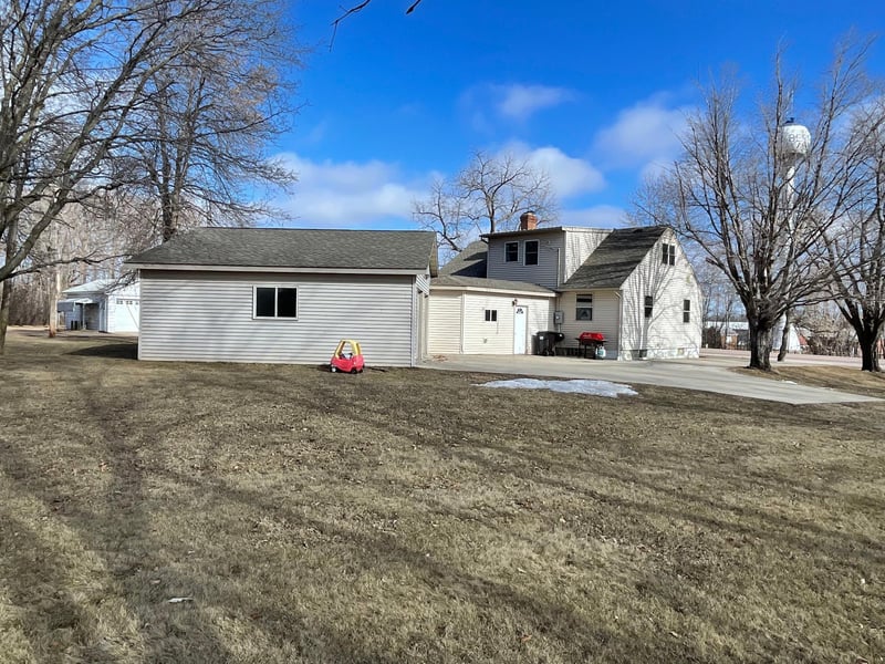 105 Highway 71 S, Bertha, MN 56437
