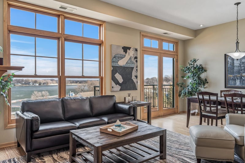 4100 Spring St #405, Spring Park, MN 55384
