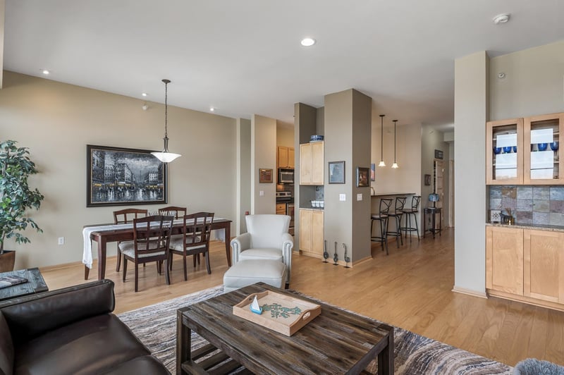 4100 Spring St #405, Spring Park, MN 55384