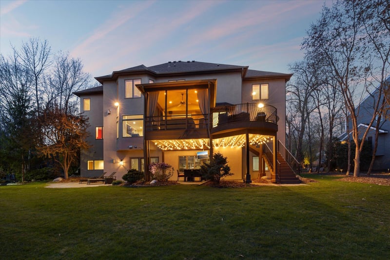 8659 Sherwood Bluff, Eden Prairie, MN 55347