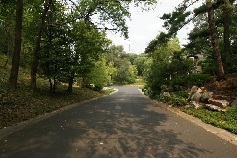1408 Alpine Ps, Golden Valley, MN 55416