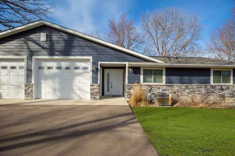 8365 Hennepin Way, Morristown, MN 55052
