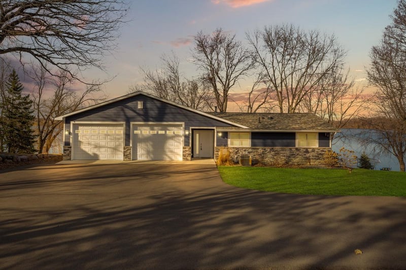 8365 Hennepin Way, Morristown, MN 55052