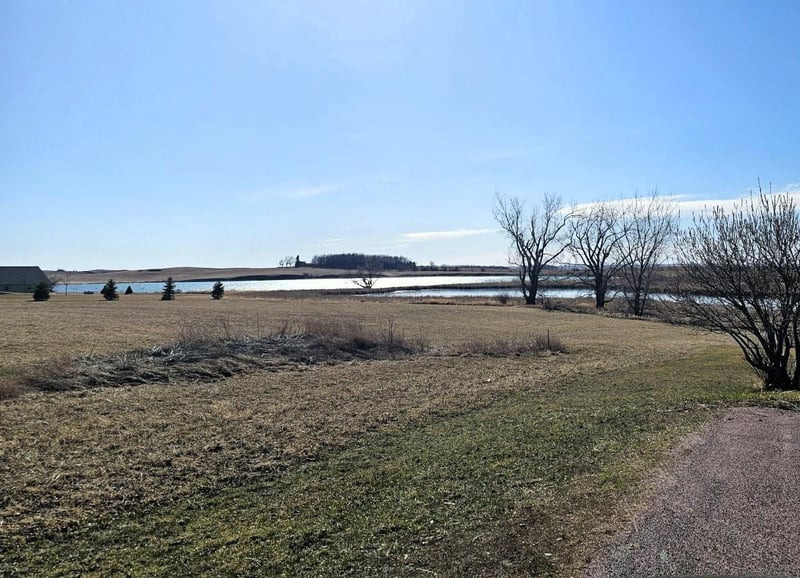 190 Heritage Trl, Hadley, MN 56151