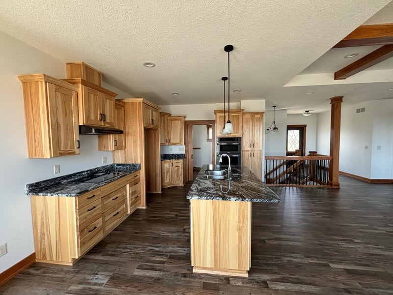 837 9th Ave SW, Pine Island, MN 55963