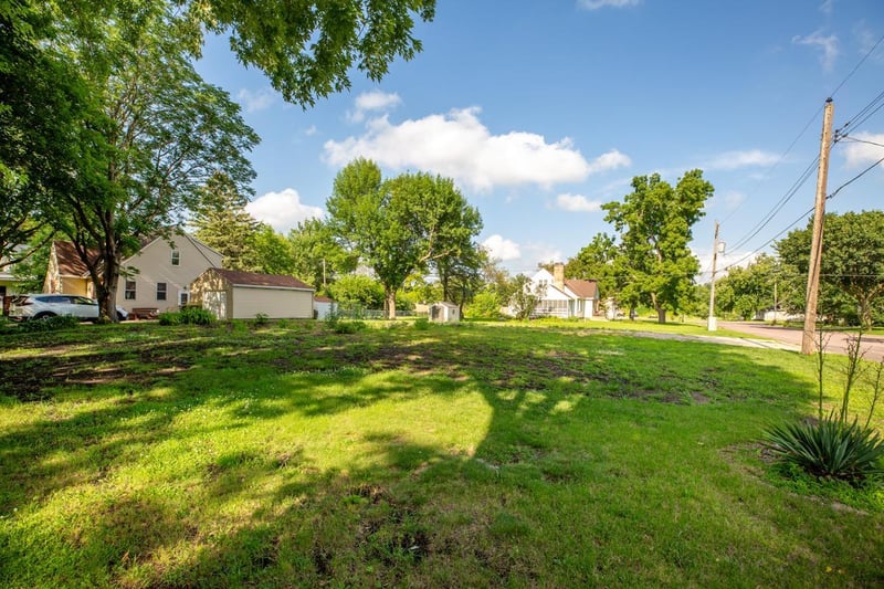 209 4th Ave SE, Mapleton, MN 56065