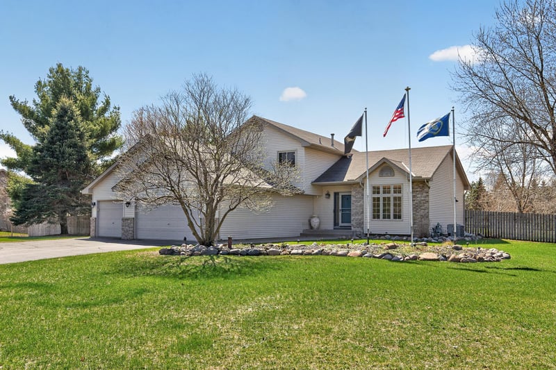20972 Rendova St NE, East Bethel, MN 55011
