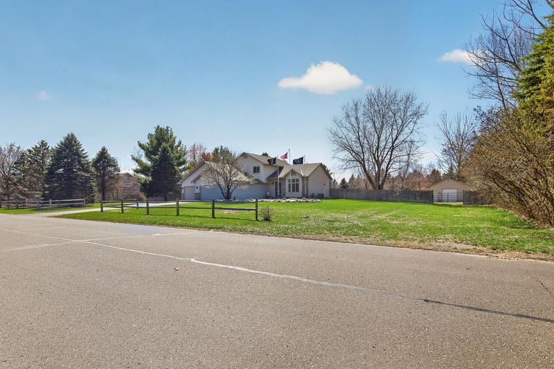20972 Rendova St NE, East Bethel, MN 55011