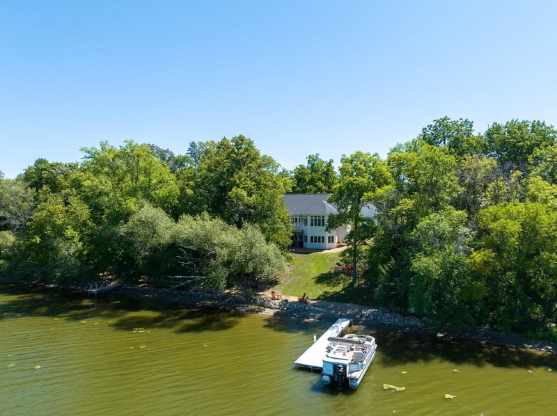 96 Cedar Ln, Madison Lake, MN 56063
