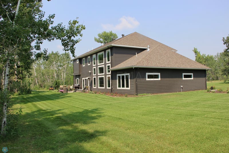19883 12th Ave S, Hawley, MN 56549