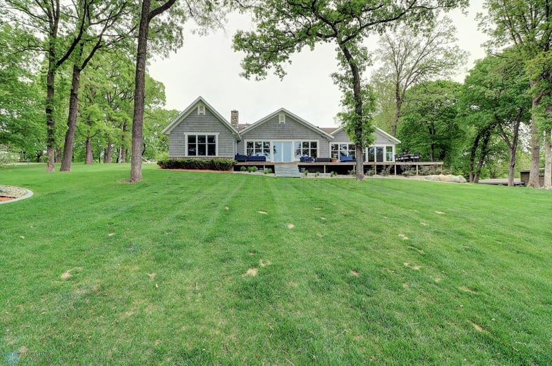 1698 East Shore Dr, Detroit Lakes, MN 56501