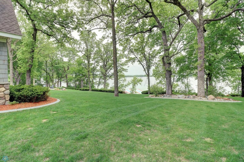 1698 East Shore Dr, Detroit Lakes, MN 56501