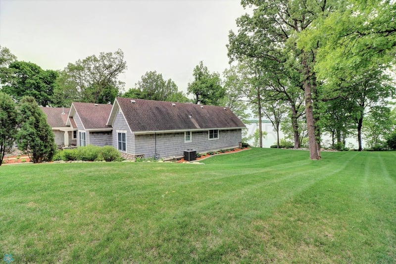 1698 East Shore Dr, Detroit Lakes, MN 56501