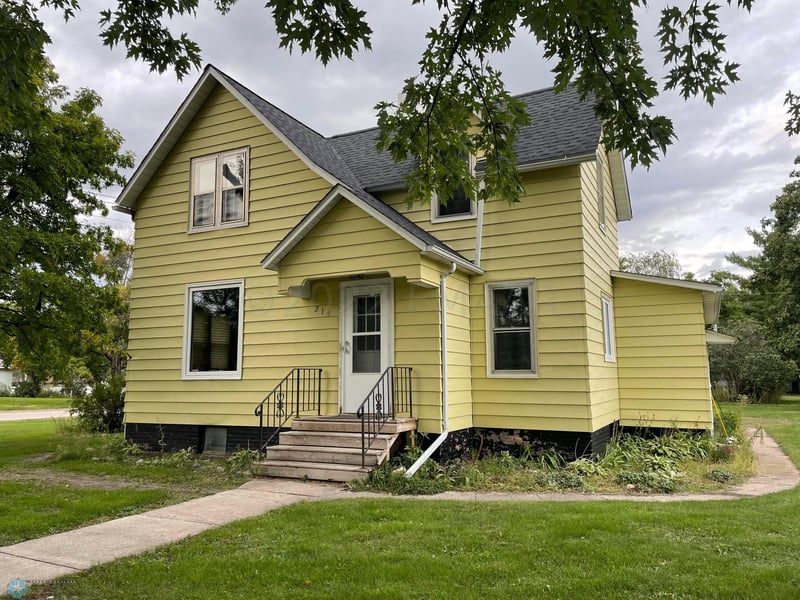 214 Lincoln Ave NW, Twin Valley, MN 56584