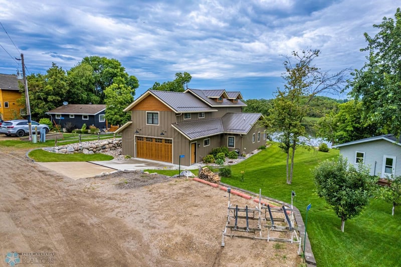 40166 Basswood Ln, Pelican Rapids, MN 56572