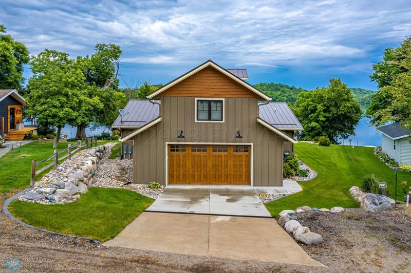 40166 Basswood Ln, Pelican Rapids, MN 56572