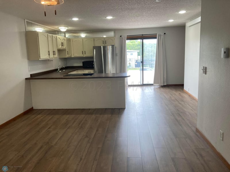 204 5 St NW #D, Dilworth, MN 56529