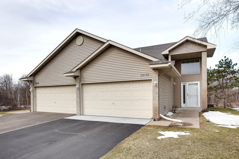 22132 Zion Pw, Oak Grove, MN 55011