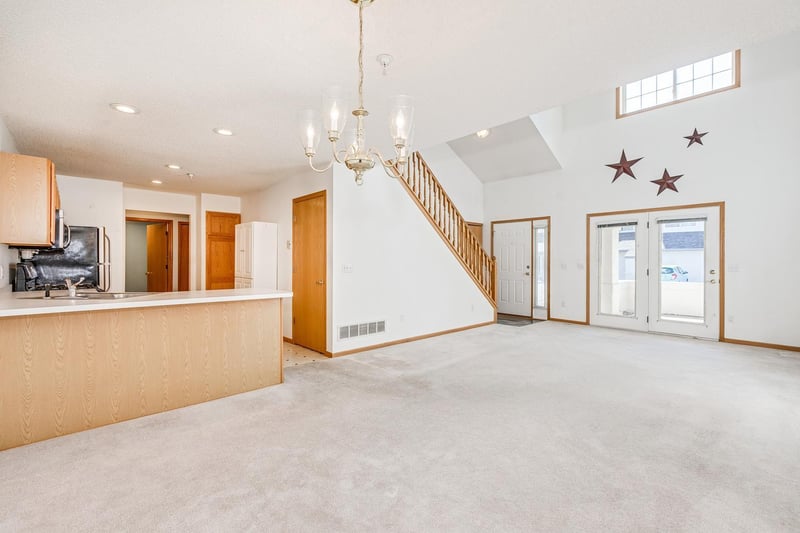 4673 Centerville Rd, White Bear Twp, MN 55127
