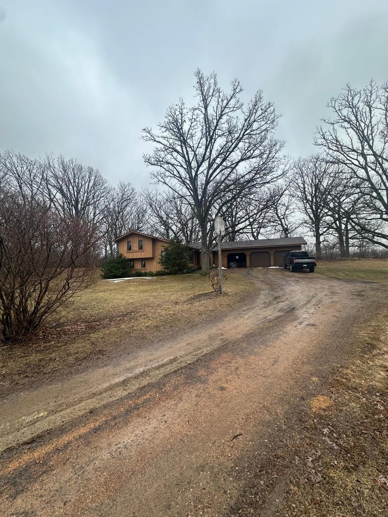 6320 50th St W, Webster, MN 55088