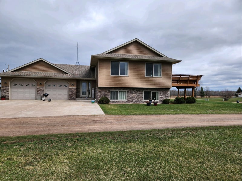 13897 Cross Park Rd, Brook Park, MN 55007