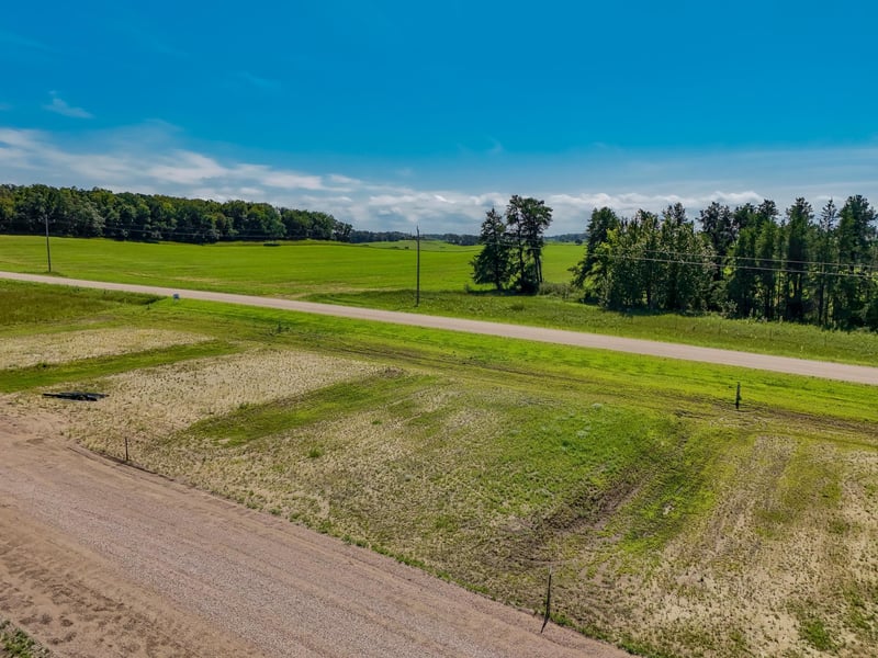 37577 470th St #23, Frazee, MN 56544
