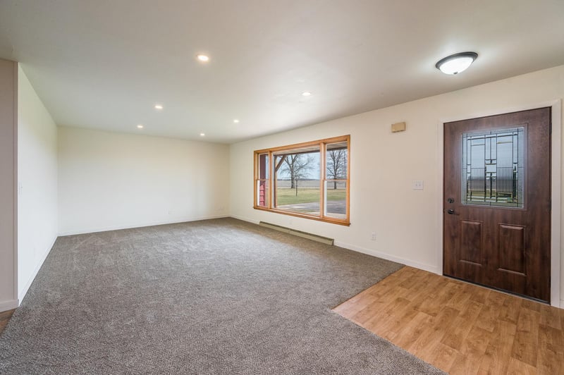 1043 65th St, Ceylon, MN 56121