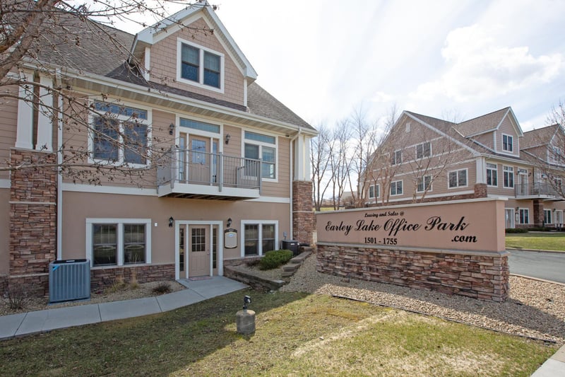 1713 Southcross Dr W #B, Burnsville, MN 55306