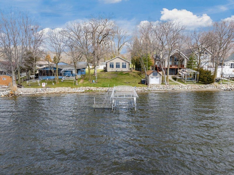 921 Reed St N, Waterville, MN 56096