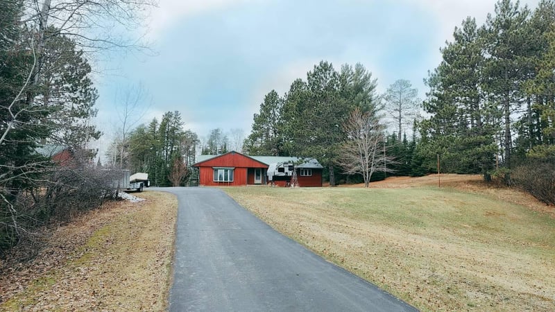 8463 Highway 53, Angora, MN 55703