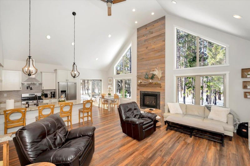 4855 Anderson Rd, Hermantown, MN 55811