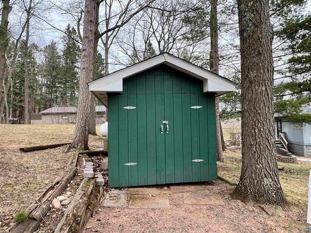 9525 S Buskey Bay Dr, Iron River, WI 54847