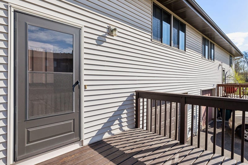 9925 Cord St NE, Blaine, MN 55014